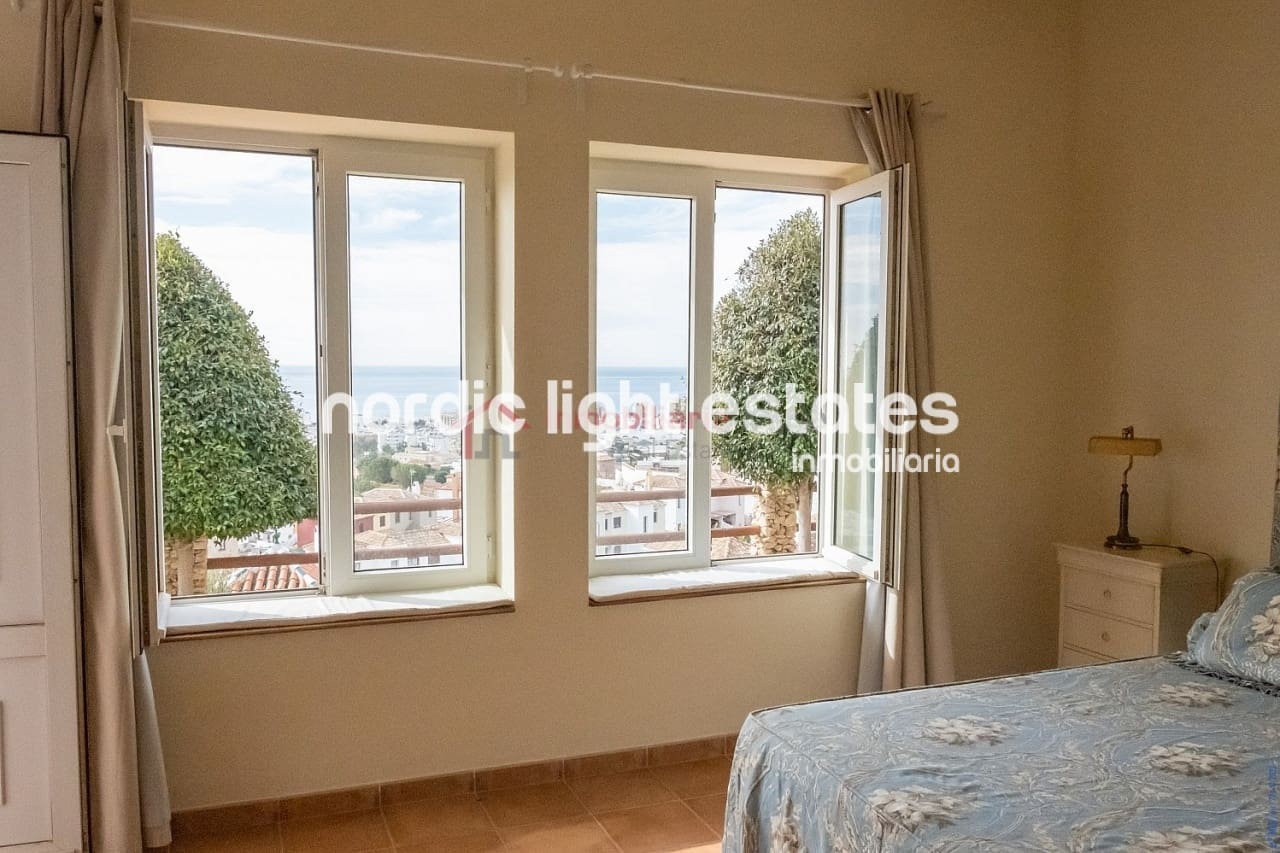 3 soverom Villa til salgs i Torrox-Costa med garasje - € 675 000 (Ref: 9127353)