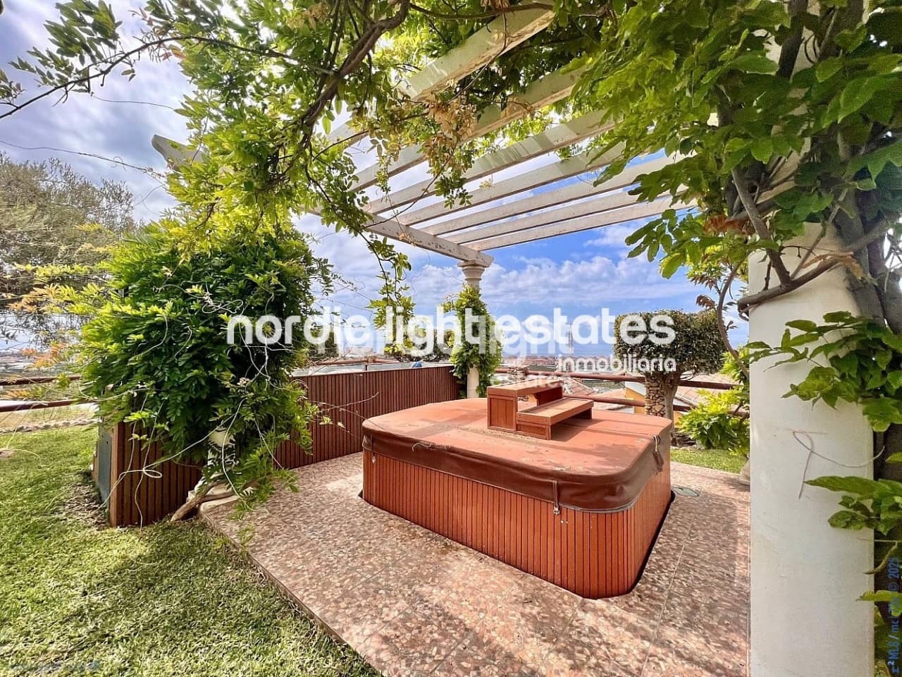 3 soverom Villa til salgs i Torrox-Costa med garasje - € 675 000 (Ref: 9127353)