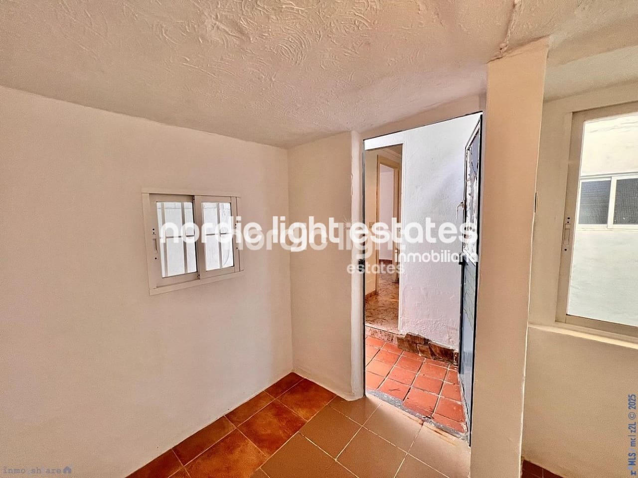 4 soveværelse Semi-Rækkehus til salg i Torrox - € 209.000 (Ref: 9128794)