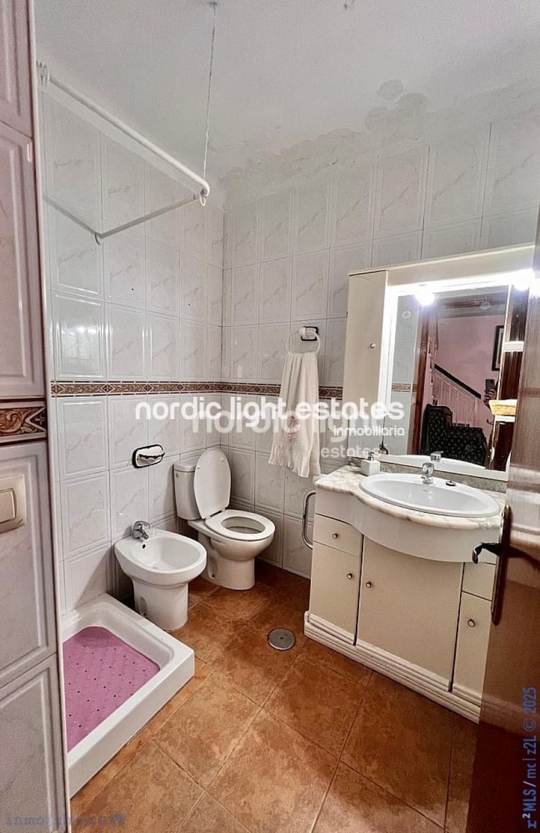 4 soveværelse Semi-Rækkehus til salg i Torrox - € 209.000 (Ref: 9128794)