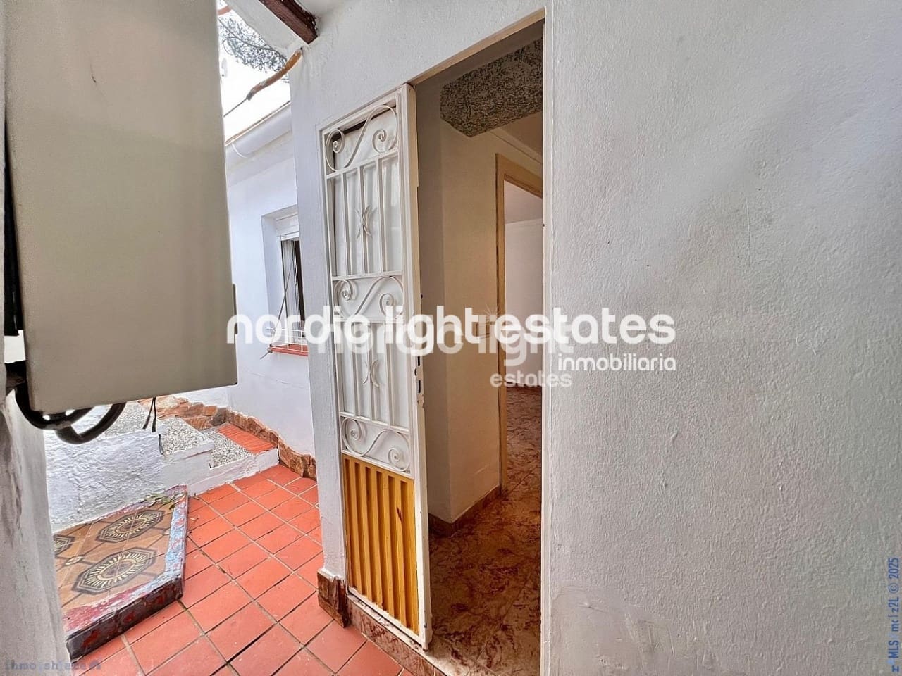 4 soveværelse Semi-Rækkehus til salg i Torrox - € 209.000 (Ref: 9128794)