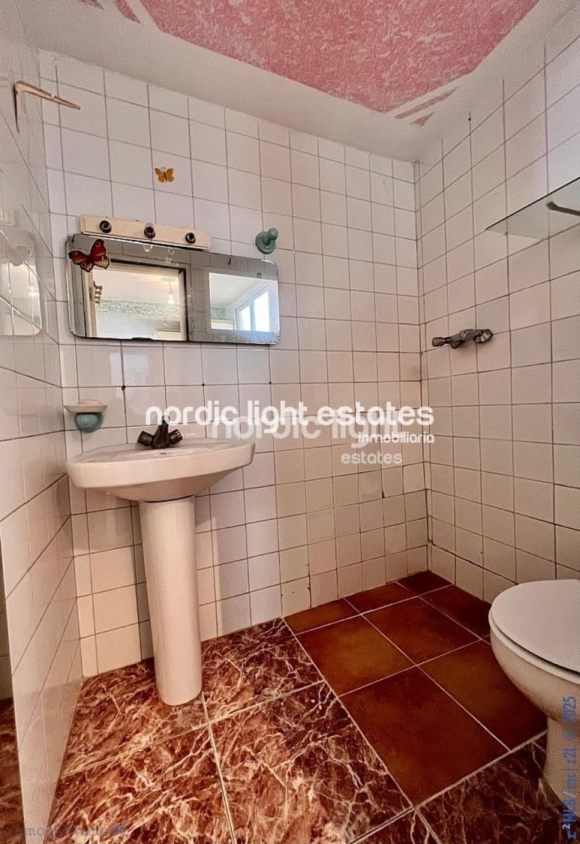 4 soveværelse Semi-Rækkehus til salg i Torrox - € 209.000 (Ref: 9128794)