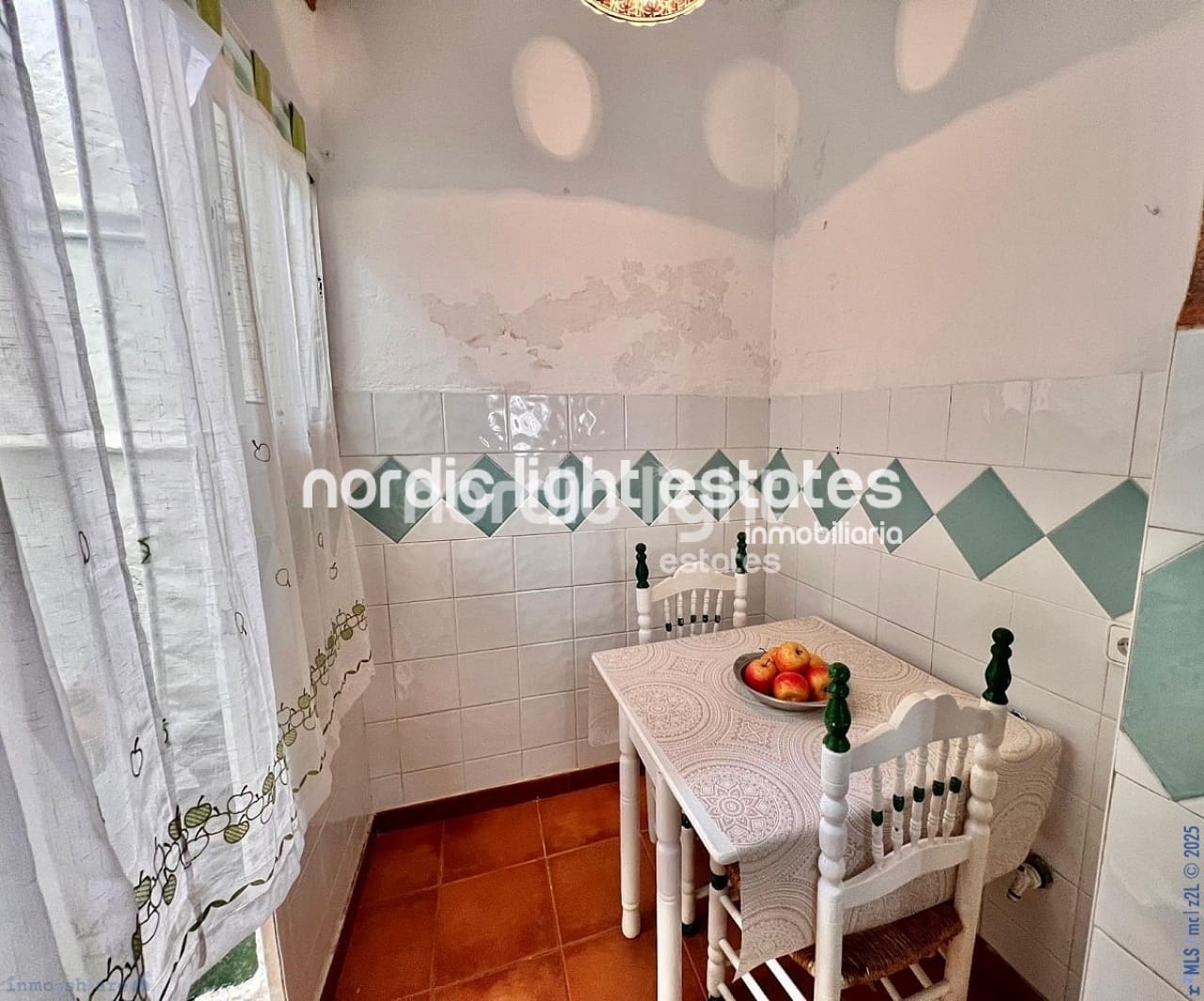 4 soveværelse Semi-Rækkehus til salg i Torrox - € 209.000 (Ref: 9128794)