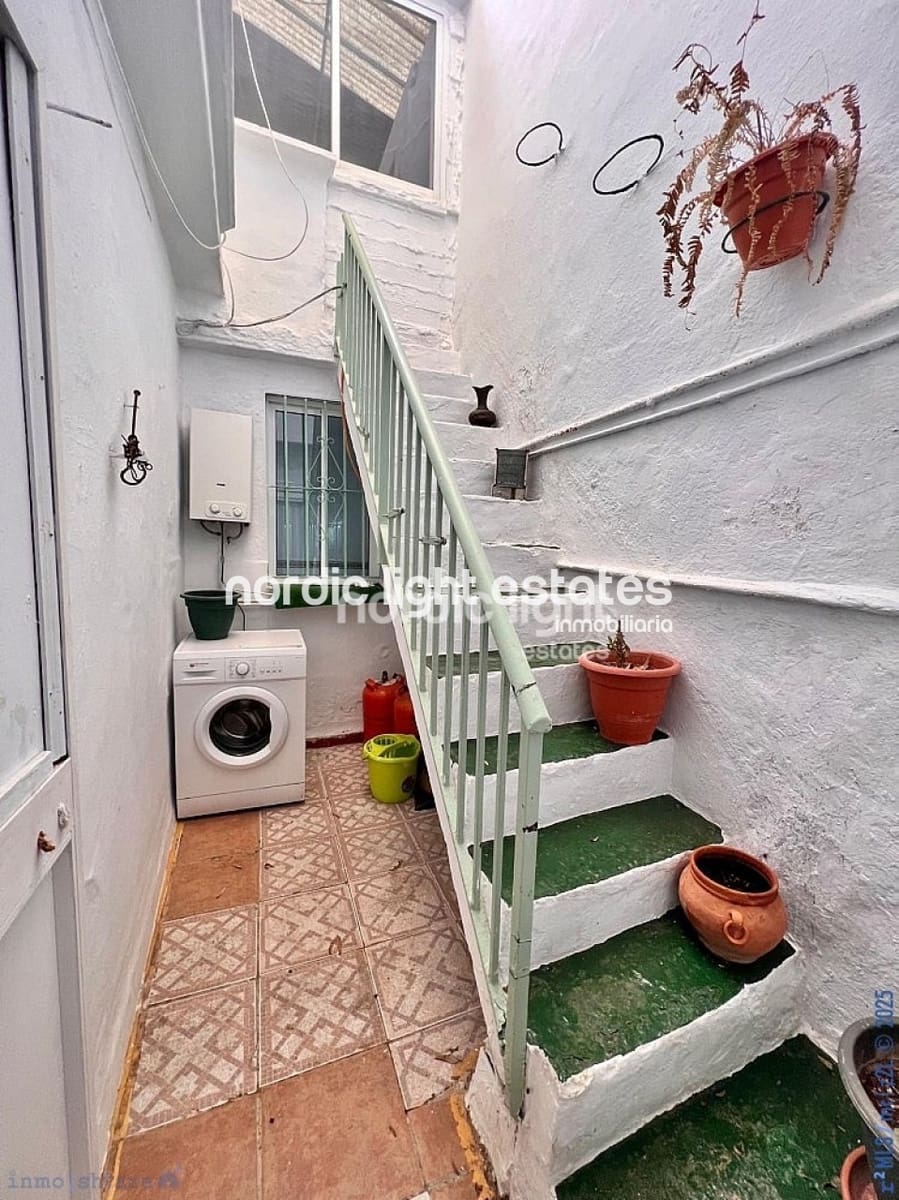 4 soveværelse Semi-Rækkehus til salg i Torrox - € 209.000 (Ref: 9128794)