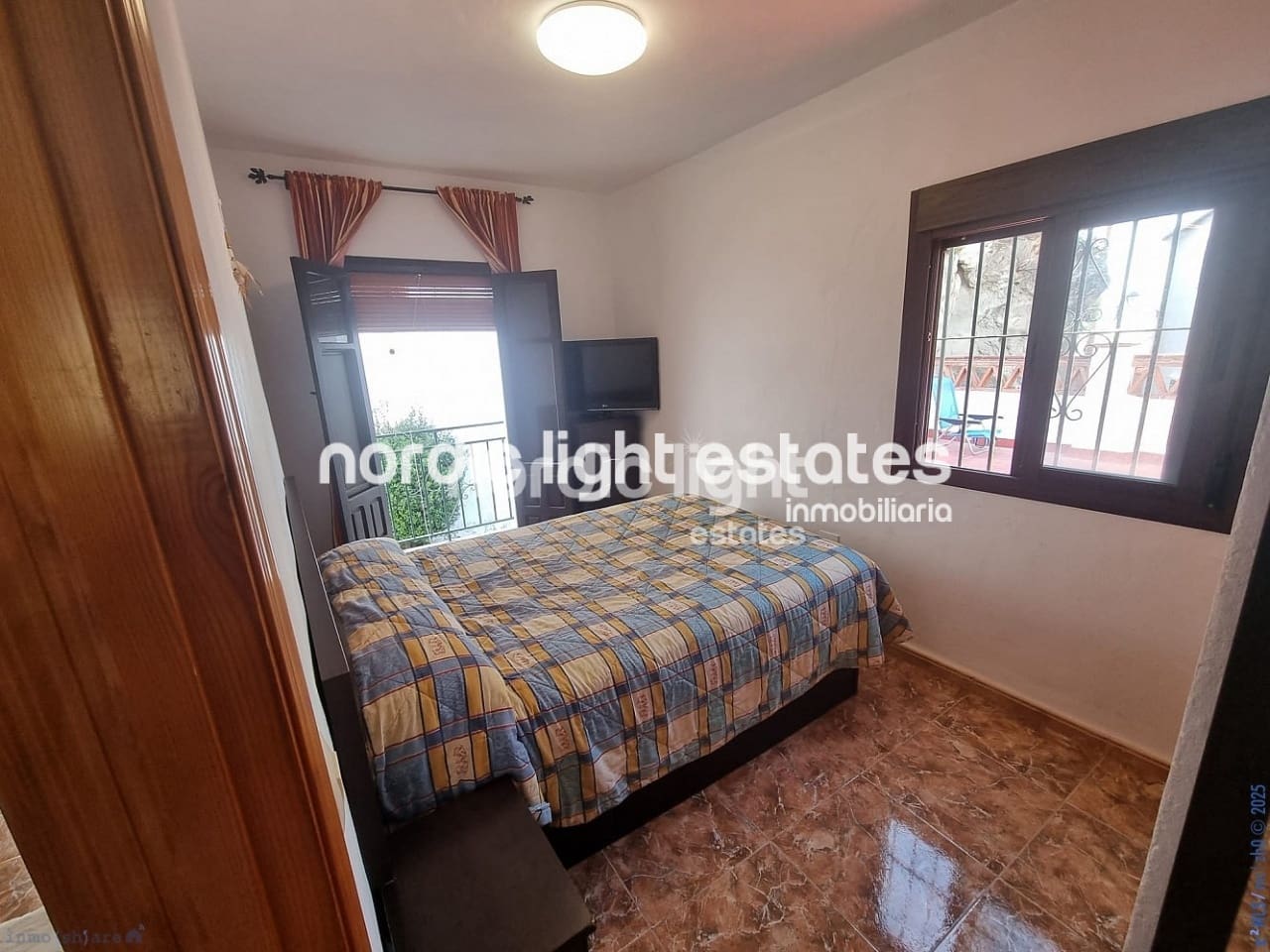 2 soveværelse Lejlighed til salg i Frigiliana med garage - € 290.000 (Ref: 9146021)