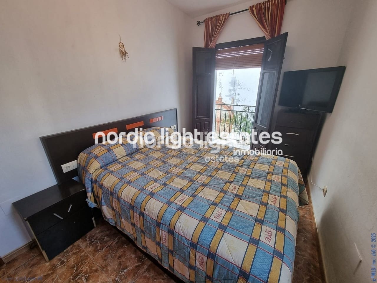 2 soveværelse Lejlighed til salg i Frigiliana med garage - € 290.000 (Ref: 9146021)