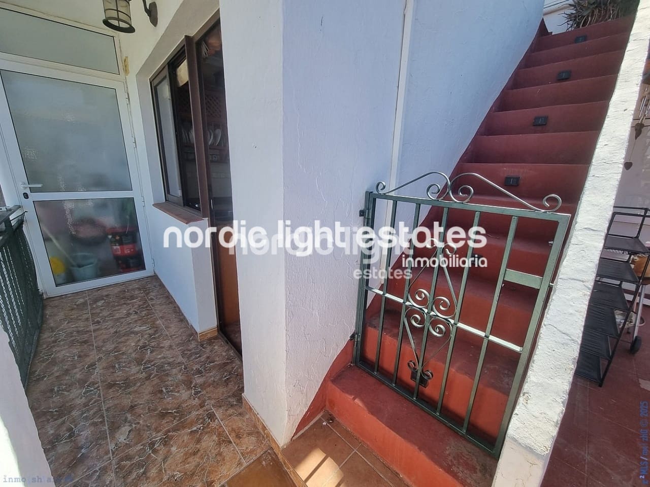 2 soveværelse Lejlighed til salg i Frigiliana med garage - € 290.000 (Ref: 9146021)