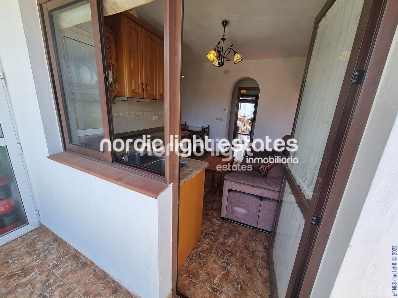 2 soveværelse Lejlighed til salg i Frigiliana med garage - € 290.000 (Ref: 9146021)