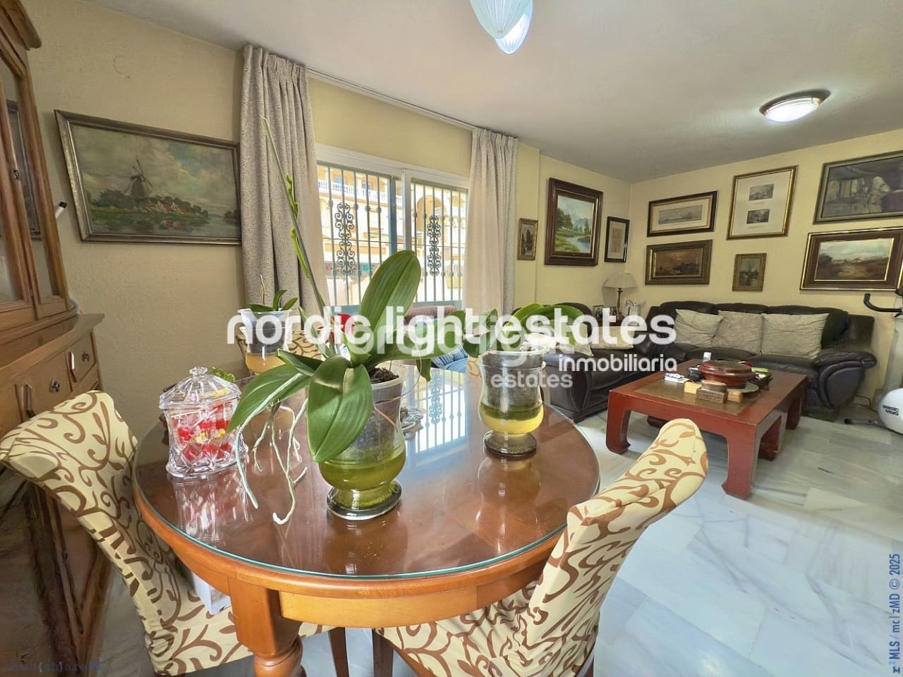 7 soveværelse Villa til salg i Torre del Mar med swimmingpool garage - € 725.000 (Ref: 9146188)