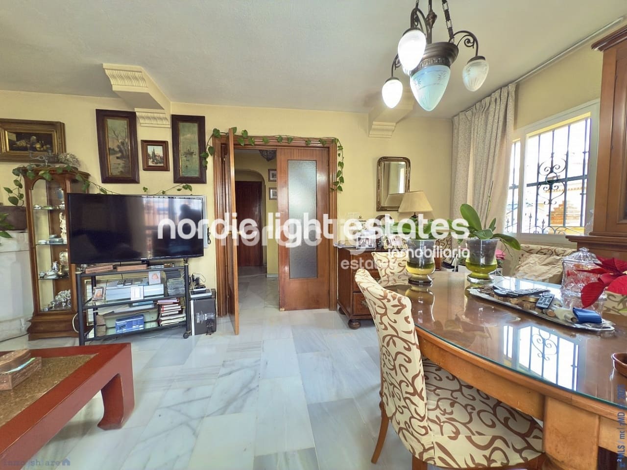 7 soveværelse Villa til salg i Torre del Mar med swimmingpool garage - € 725.000 (Ref: 9146188)