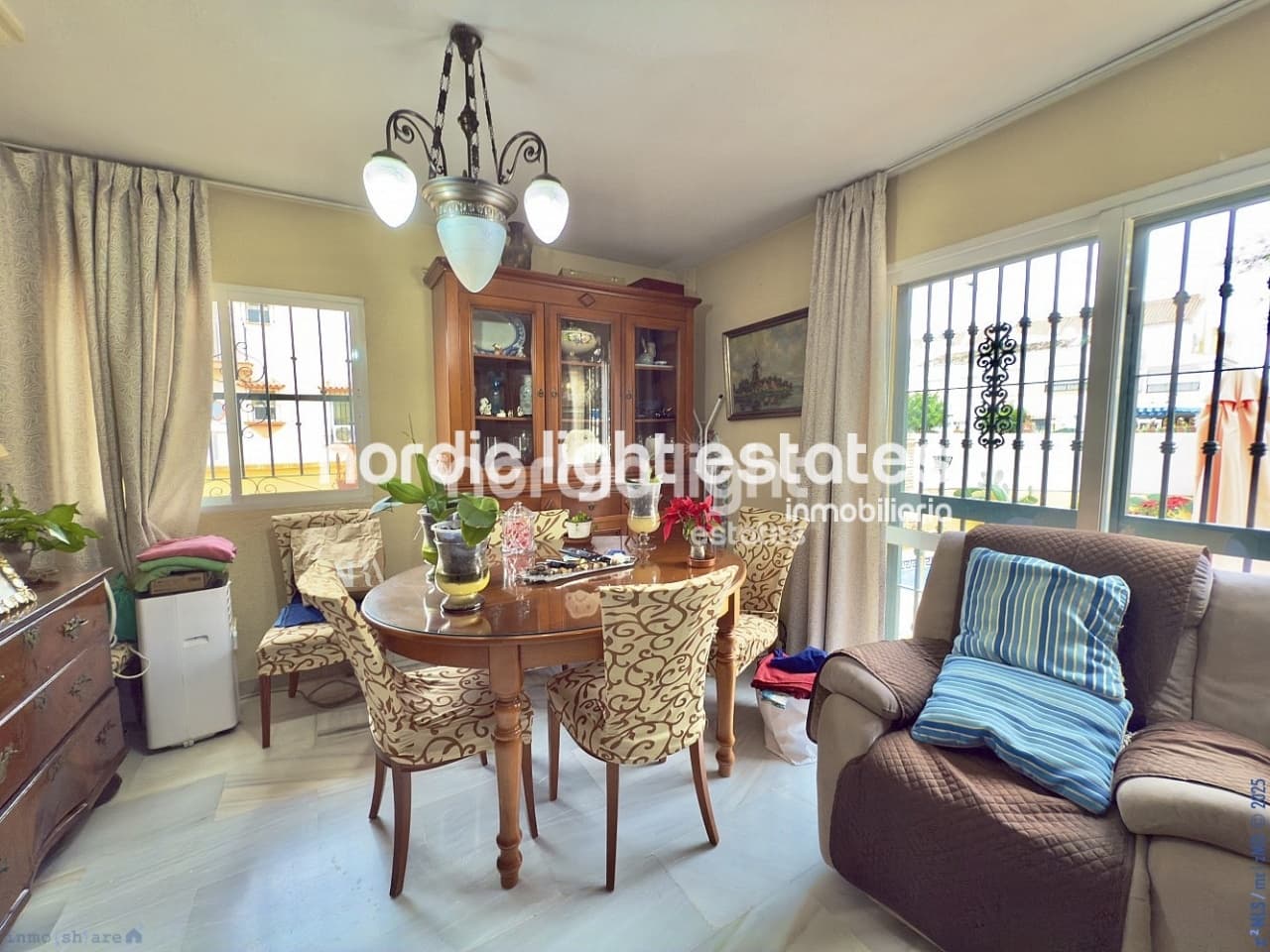 7 soveværelse Villa til salg i Torre del Mar med swimmingpool garage - € 725.000 (Ref: 9146188)