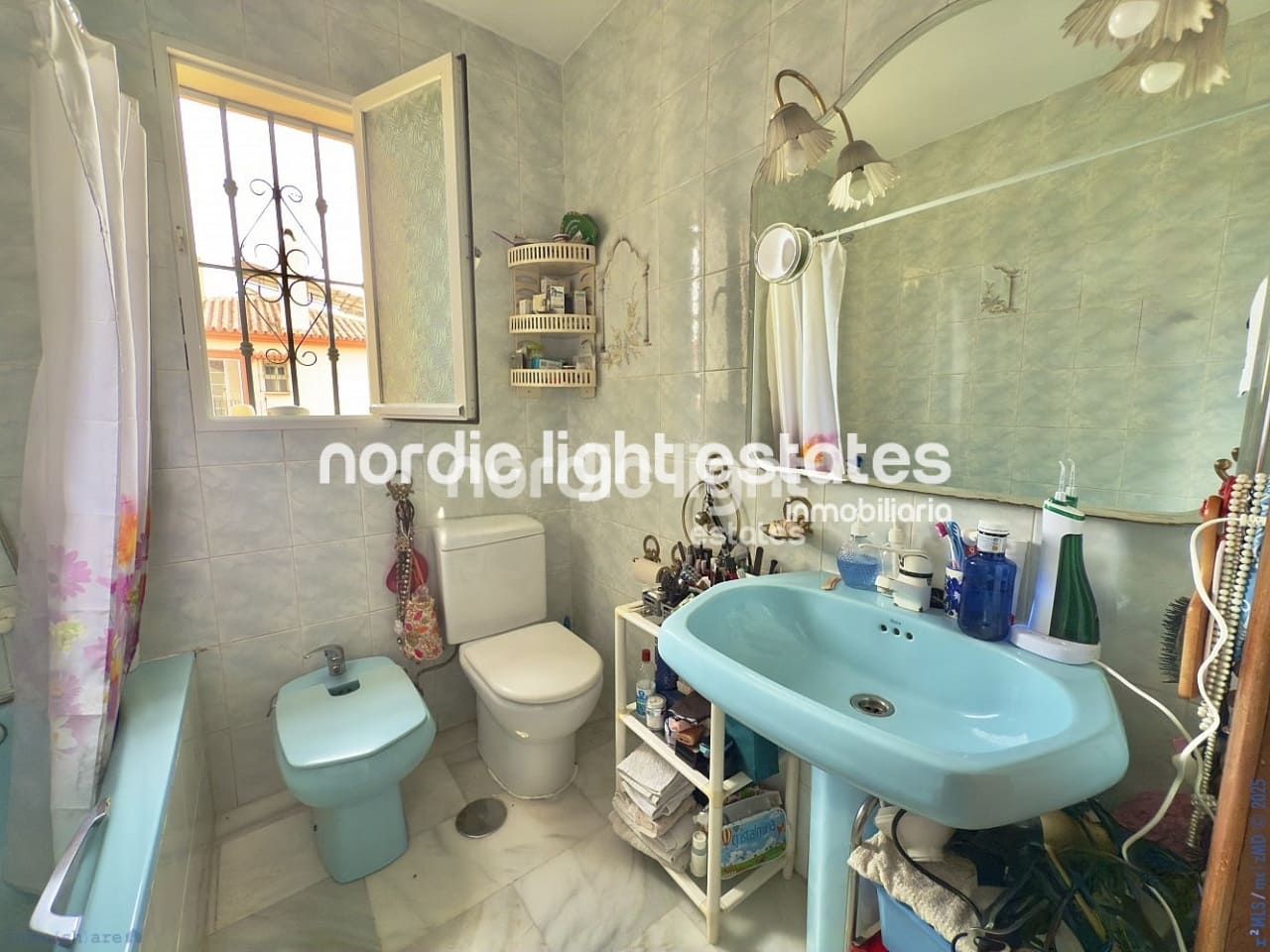 7 soveværelse Villa til salg i Torre del Mar med swimmingpool garage - € 725.000 (Ref: 9146188)