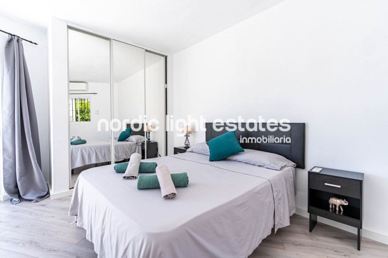 Villa/Maison de 4 chambres à louer à Nerja avec piscine - 1 850 € (Ref: 9158684)