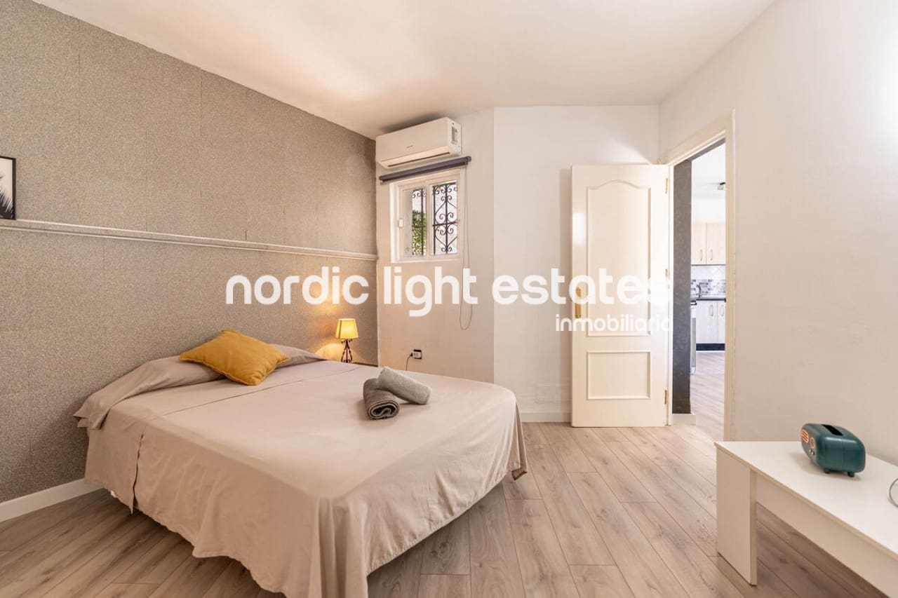 Villa/Maison de 4 chambres à louer à Nerja avec piscine - 1 850 € (Ref: 9158684)