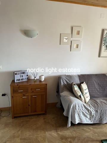 2 slaapkamer Halfvrijstaande villa te huur in El Peñoncillo, Torrox met zwembad - € 1.200 (Ref: 9161617)