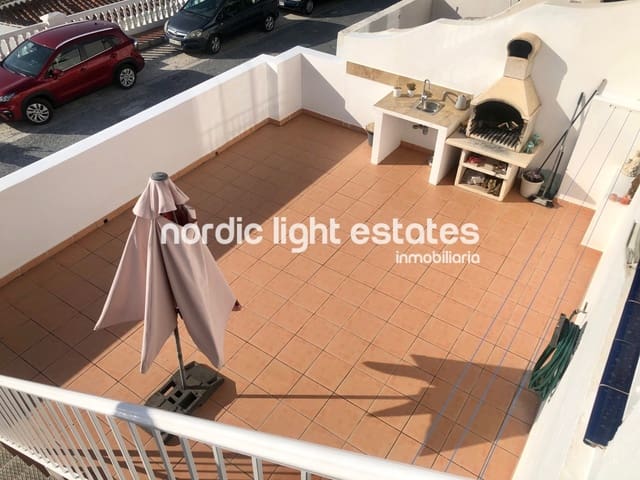 2 bedroom Semi-detached Villa for rent in El Peñoncillo, Torrox with pool - € 1,200 (Ref: 9161617)