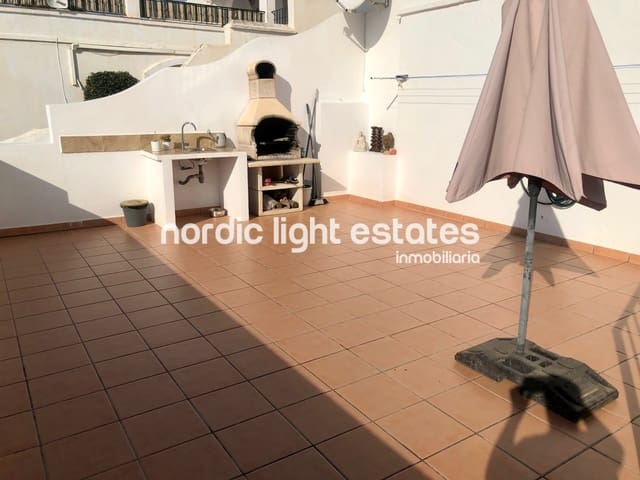 2 bedroom Semi-detached Villa for rent in El Peñoncillo, Torrox with pool - € 1,200 (Ref: 9161617)