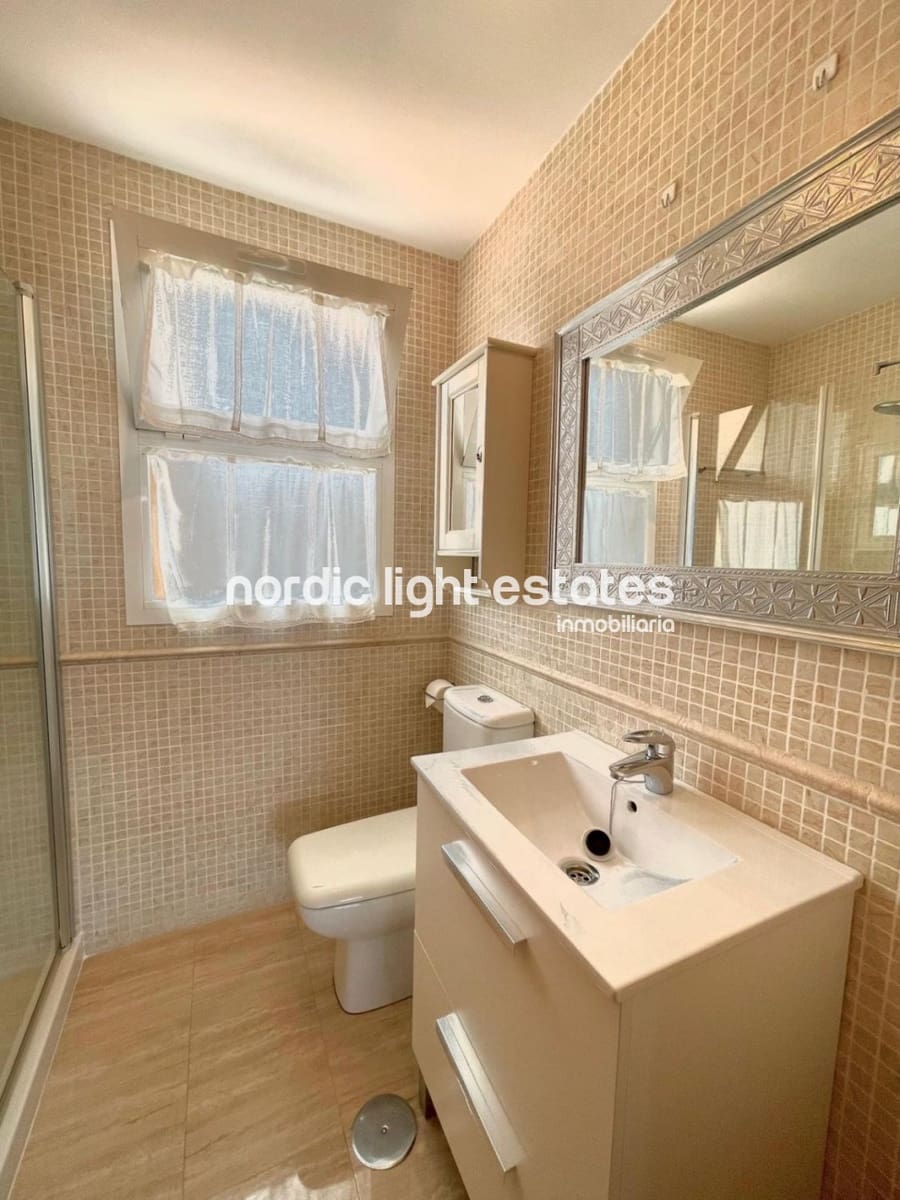 2 camera da letto Attico in vendita in Caleta de Velez con piscina garage - 475.000 € (Rif: 9162713)