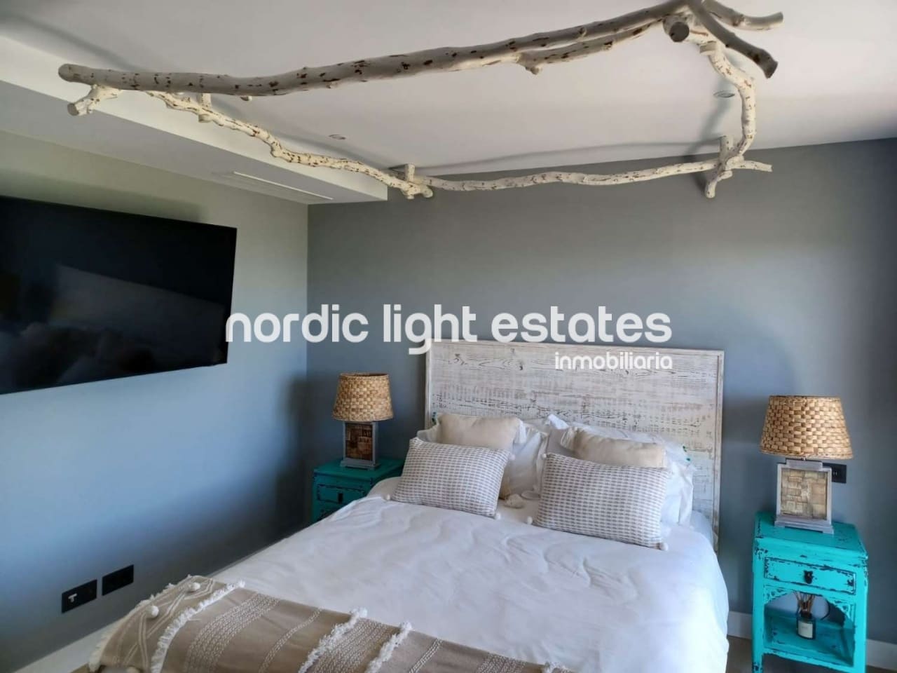 6 soveværelse Villa til salg i Coin med swimmingpool garage - € 2.875.000 (Ref: 9172259)