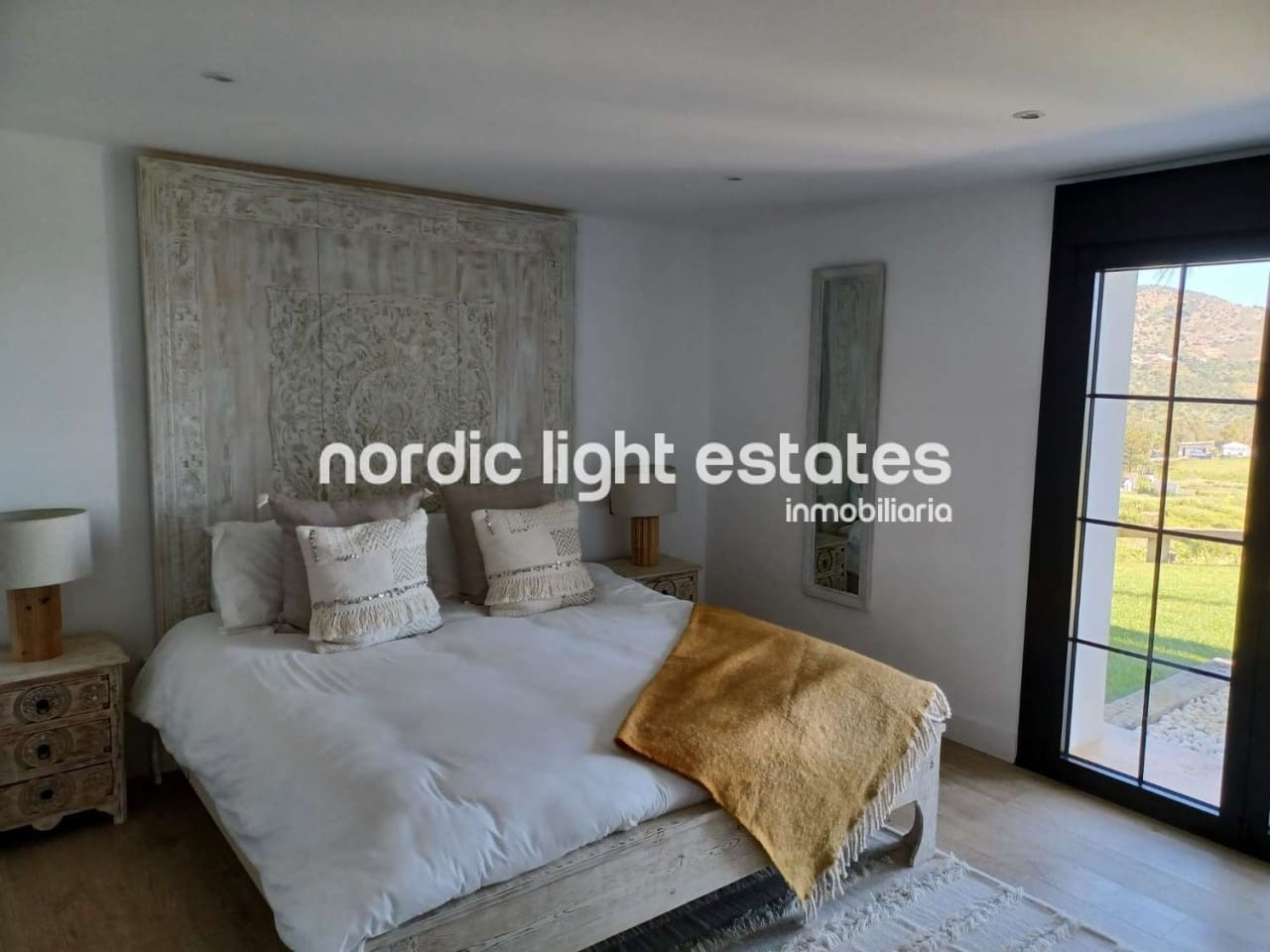 6 soveværelse Villa til salg i Coin med swimmingpool garage - € 2.875.000 (Ref: 9172259)