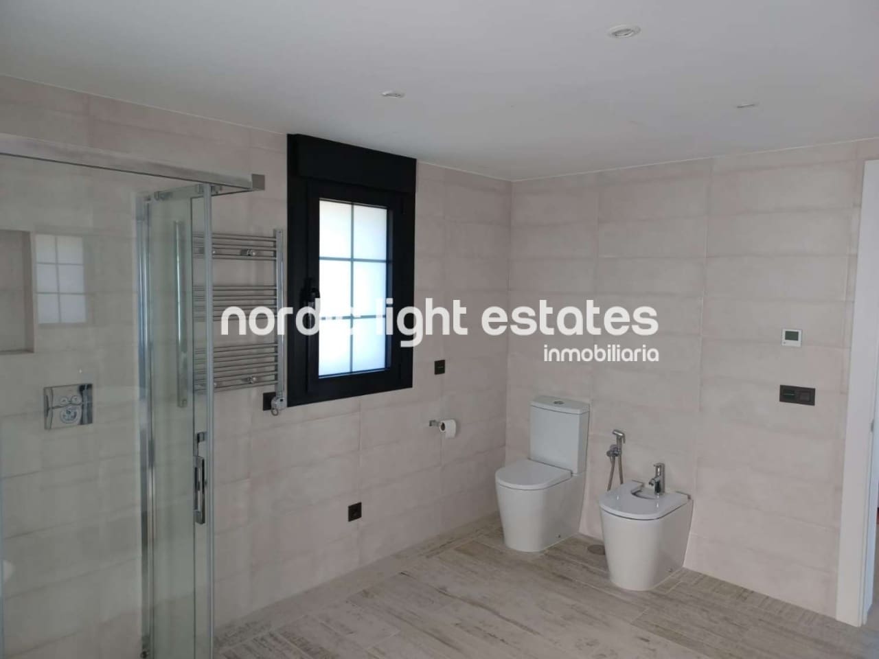 6 soveværelse Villa til salg i Coin med swimmingpool garage - € 2.875.000 (Ref: 9172259)