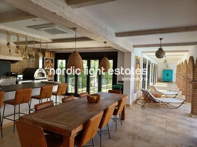 6 soverom Villa til salgs i Coín med svømmebasseng garasje - € 2 875 000 (Ref: 9172259)