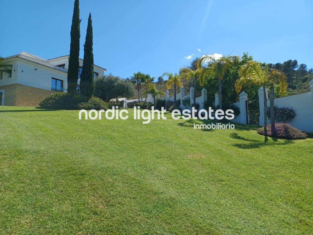 6 soveværelse Villa til salg i Coin med swimmingpool garage - € 2.875.000 (Ref: 9172259)