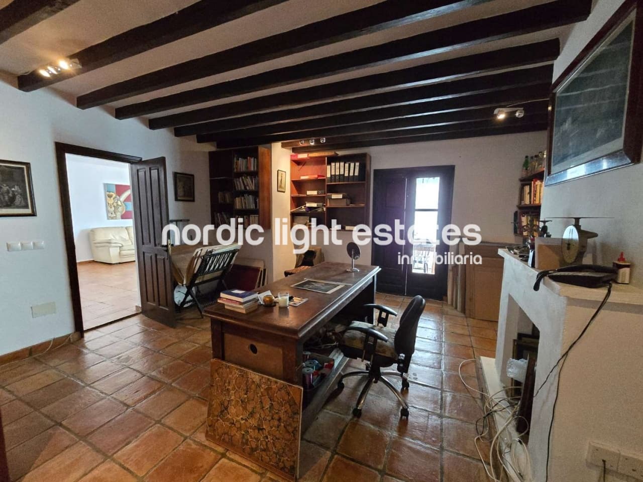 7 sypialnia Willa na sprzedaż w Torrox z basenem garażem - 880 000 € (Ref: 9175323)