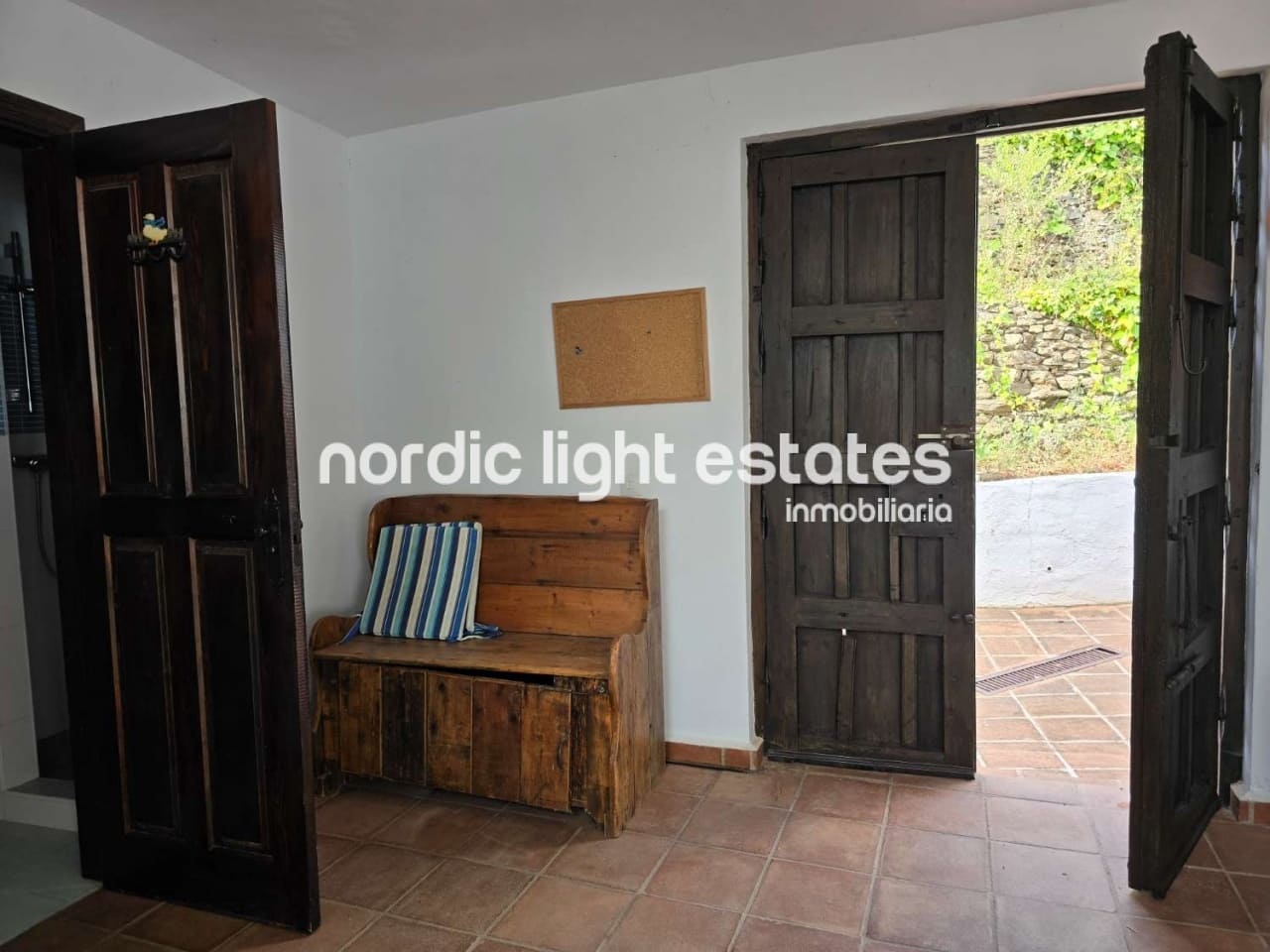 7 sypialnia Willa na sprzedaż w Torrox z basenem garażem - 880 000 € (Ref: 9175323)