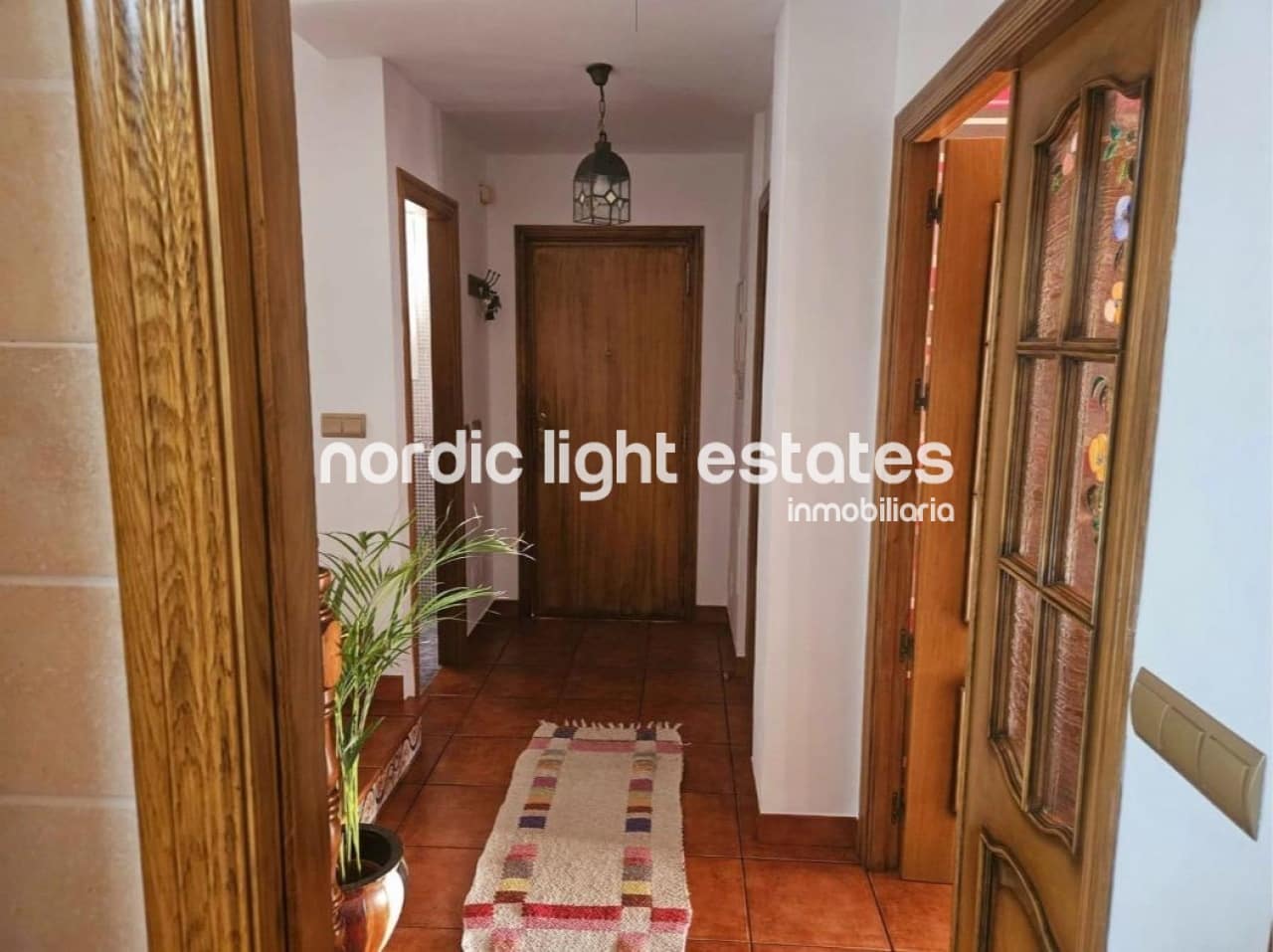 4 soveværelse Semi-Rækkehus til salg i Caleta de Velez med garage - € 550.000 (Ref: 9175764)