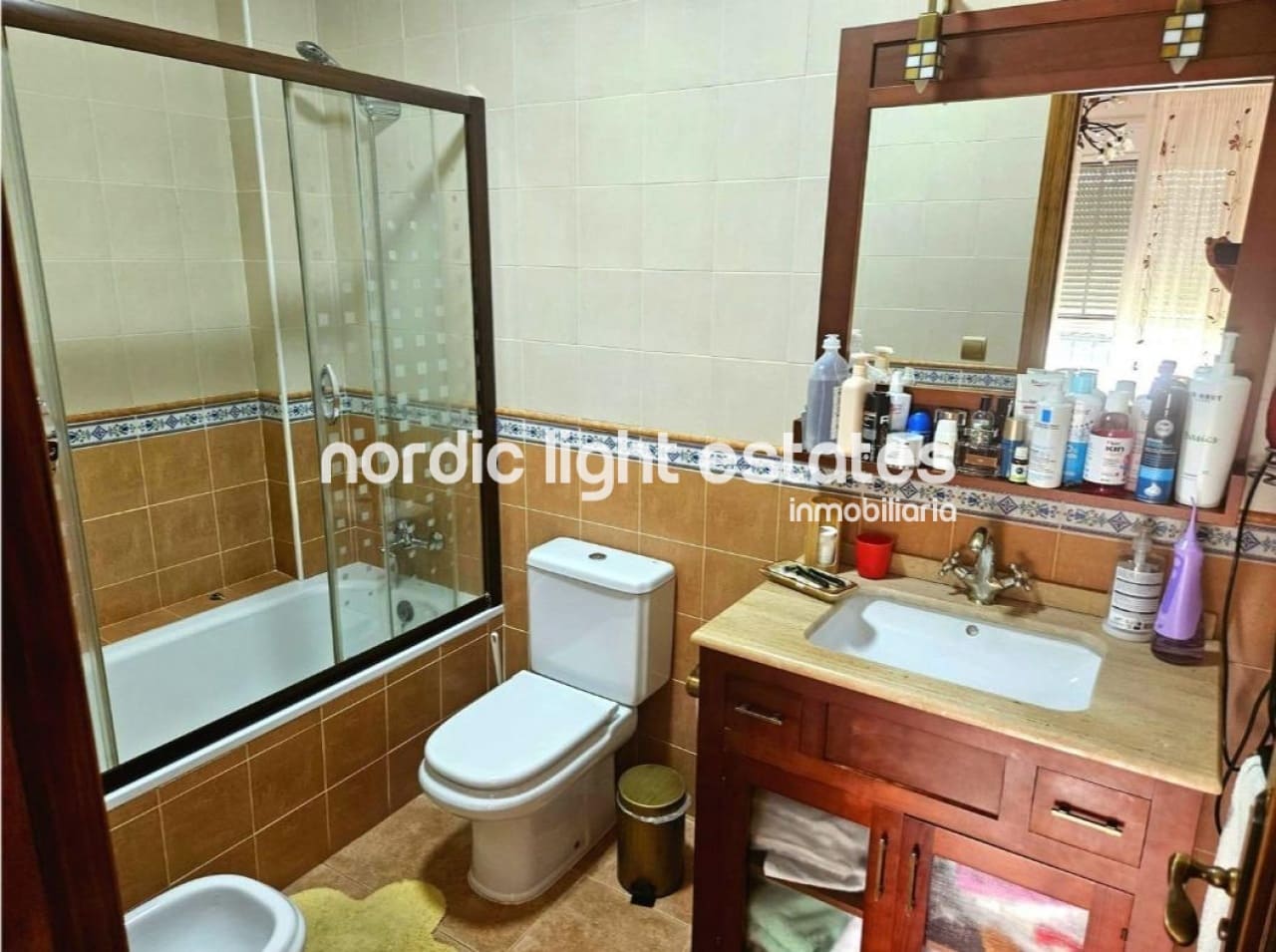 4 soveværelse Semi-Rækkehus til salg i Caleta de Velez med garage - € 550.000 (Ref: 9175764)