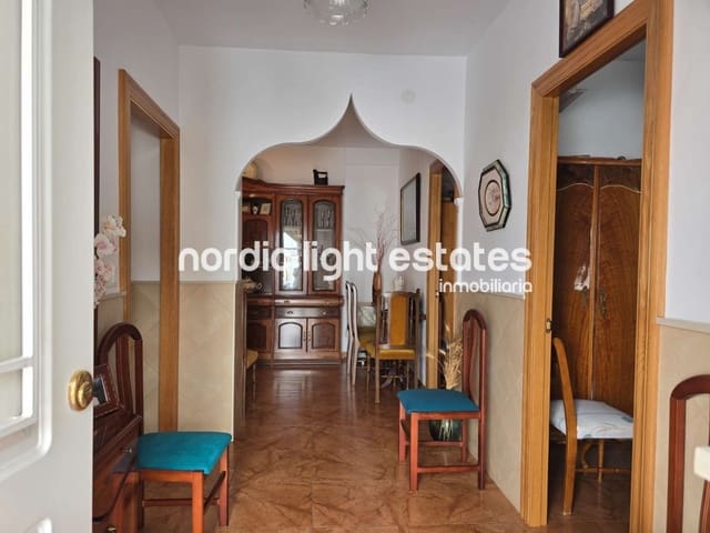 2 quarto Moradia Geminada para venda em Torrox - 189 000 € (Ref: 9181877)