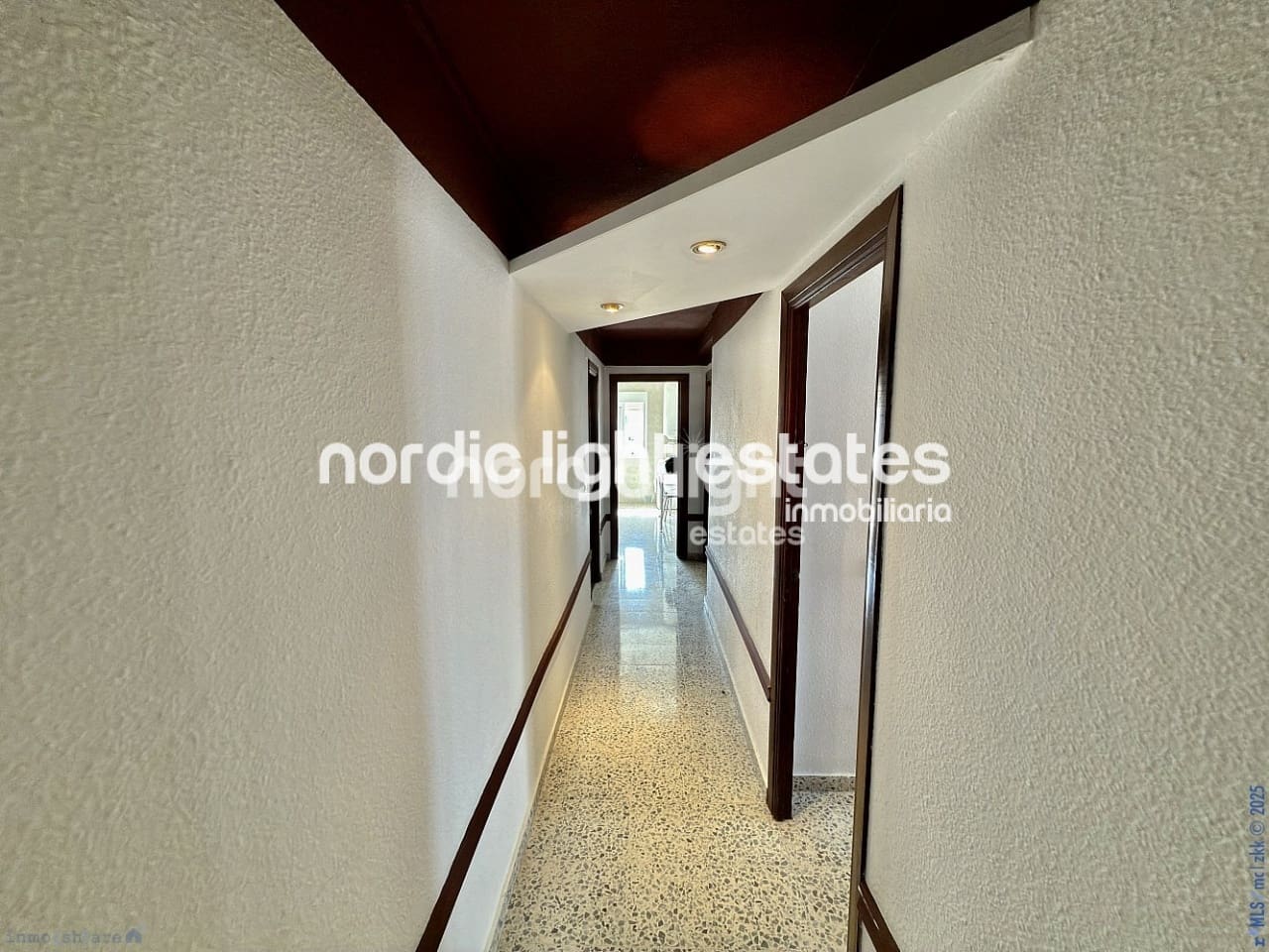 3 sypialnia Mieszkanie na sprzedaż w Torre del Mar z basenem - 350 000 € (Ref: 9181878)