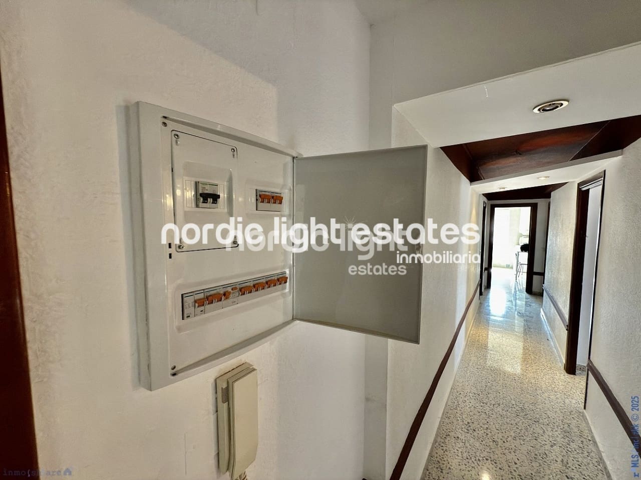 3 sypialnia Mieszkanie na sprzedaż w Torre del Mar z basenem - 350 000 € (Ref: 9181878)