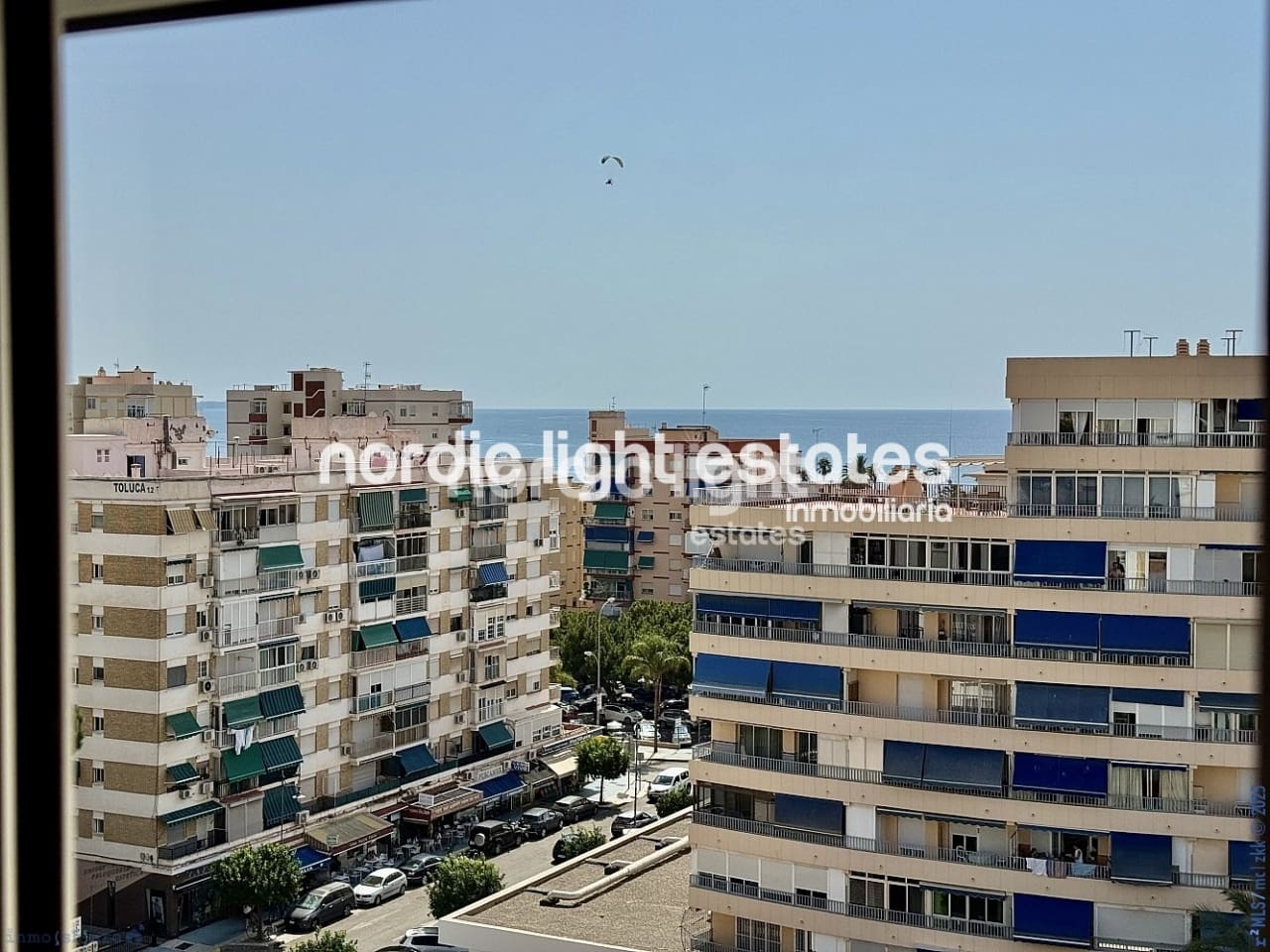 3 sypialnia Mieszkanie na sprzedaż w Torre del Mar z basenem - 350 000 € (Ref: 9181878)