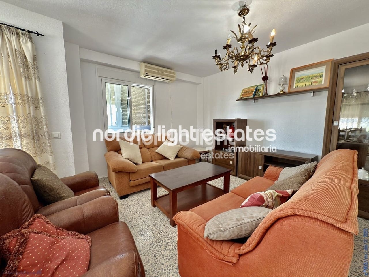 3 sypialnia Mieszkanie na sprzedaż w Torre del Mar z basenem - 350 000 € (Ref: 9181878)