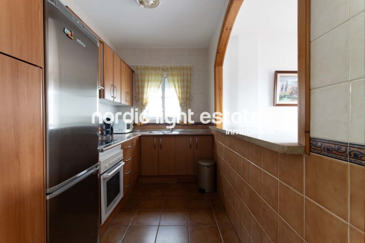 5 soverom Kjedet enebolig til salgs i Frigiliana med svømmebasseng garasje - € 415 000 (Ref: 9184458)