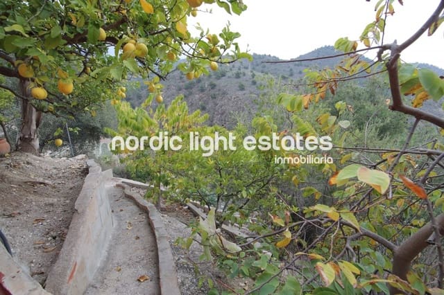 5 soveværelse Semi-Rækkehus til salg i Frigiliana med swimmingpool garage - € 415.000 (Ref: 9184458)