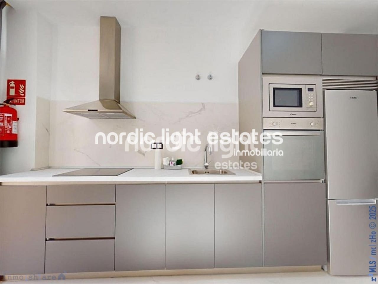 2 sovrum Lägenhet till salu i Algarrobo Costa - 205 000 € (Ref: 9186052)