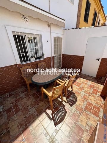 3 slaapkamer Halfvrijstaande villa te koop in Torre de Benagalbon, Rincón de la Victoria met zwembad garage - € 460.000 (Ref: 9199872)