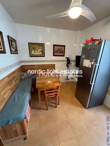 3 slaapkamer Halfvrijstaande villa te koop in Torre de Benagalbon, Rincón de la Victoria met zwembad garage - € 460.000 (Ref: 9199872)