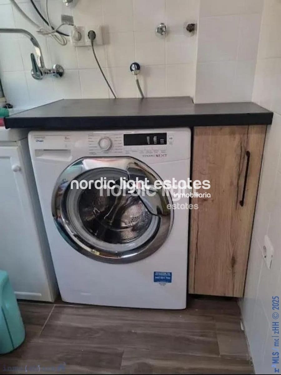 Apartamento de 2 habitaciones en Rincón de la Victoria en venta con piscina - 320.000 € (Ref: 9201623)