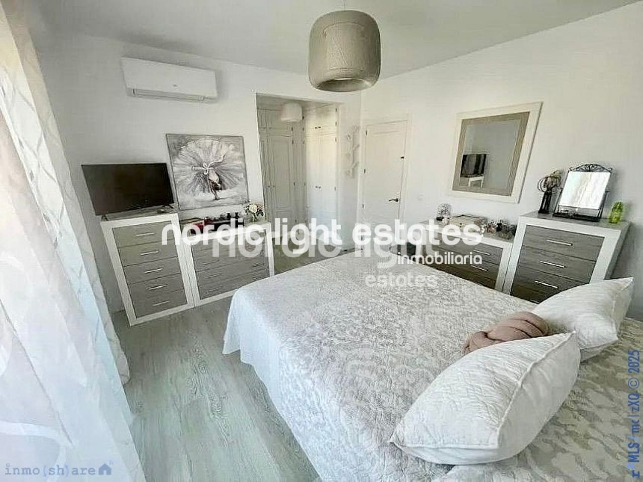 4 soveværelse Semi-Rækkehus til salg i Rincon de la Victoria med swimmingpool garage - € 485.000 (Ref: 9201624)