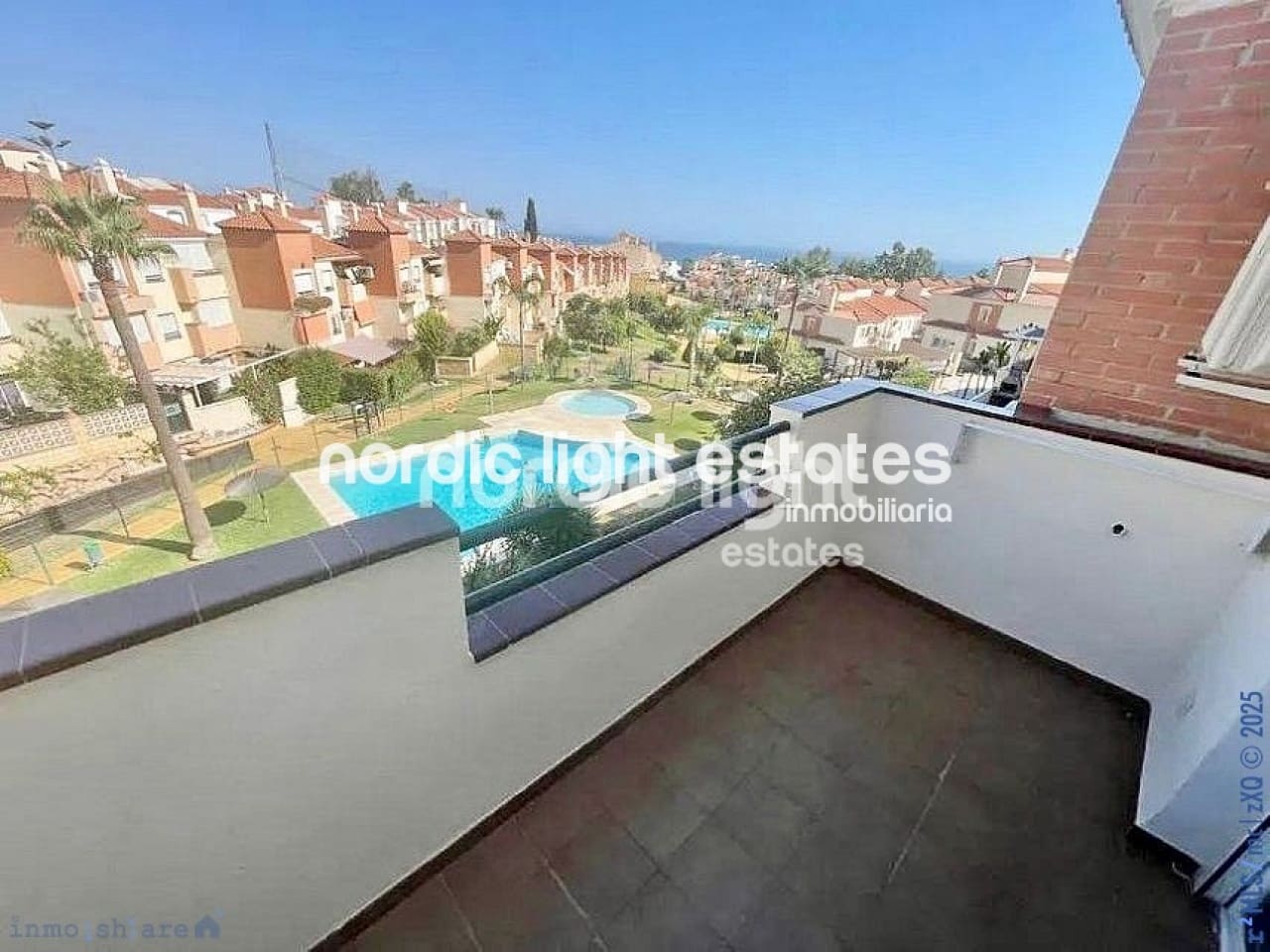 4 soveværelse Semi-Rækkehus til salg i Rincon de la Victoria med swimmingpool garage - € 485.000 (Ref: 9201624)