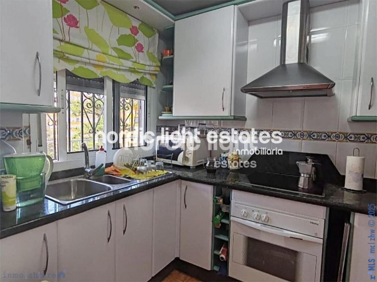 3 quarto Apartamento para venda em Torre del Mar com piscina - 360 000 € (Ref: 9201625)