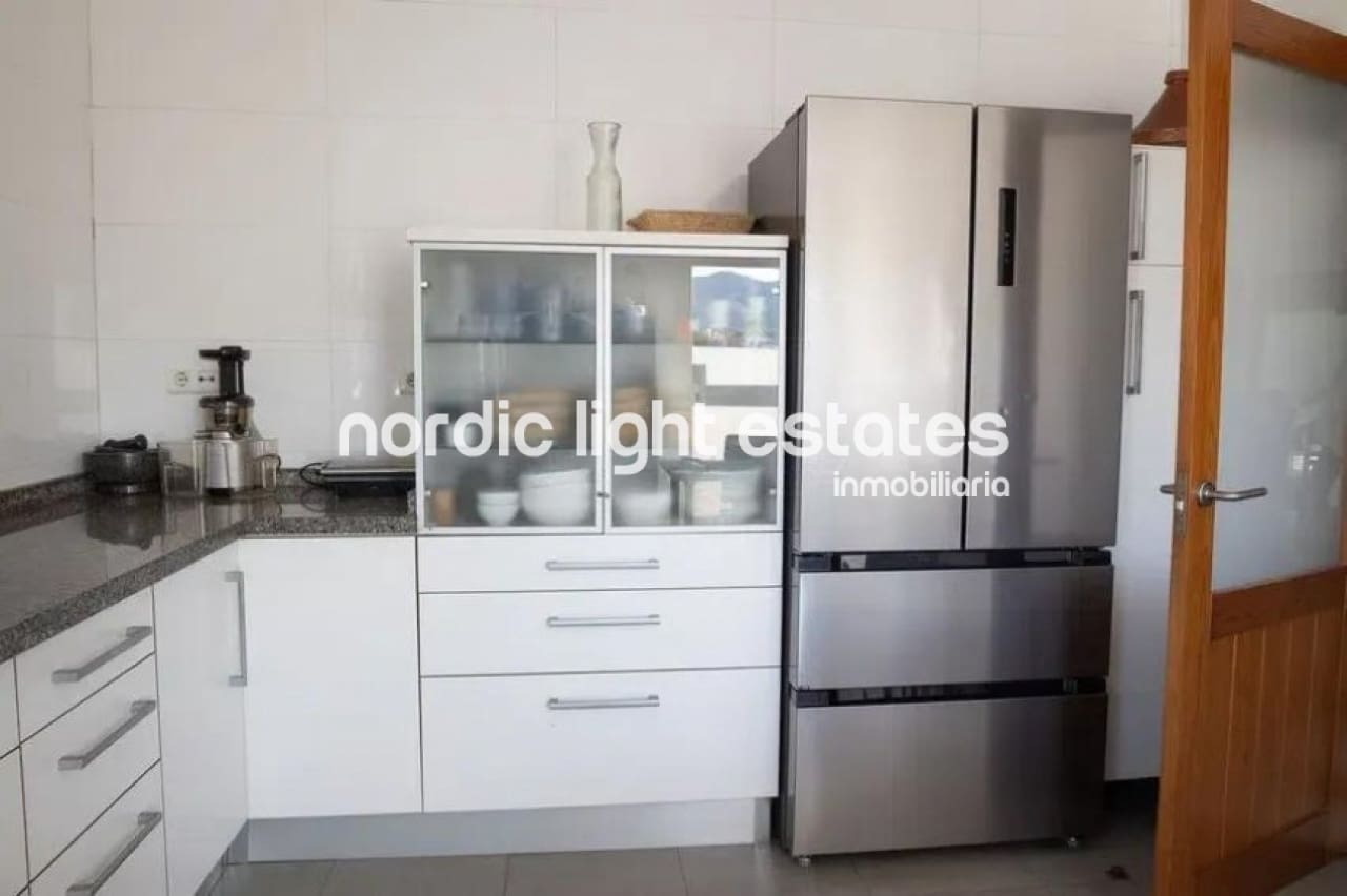 3 soveværelse Villa til salg i Rincon de la Victoria med swimmingpool garage - € 850.000 (Ref: 9203281)