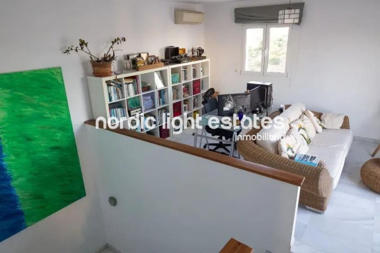 3 soveværelse Villa til salg i Rincon de la Victoria med swimmingpool garage - € 850.000 (Ref: 9203281)