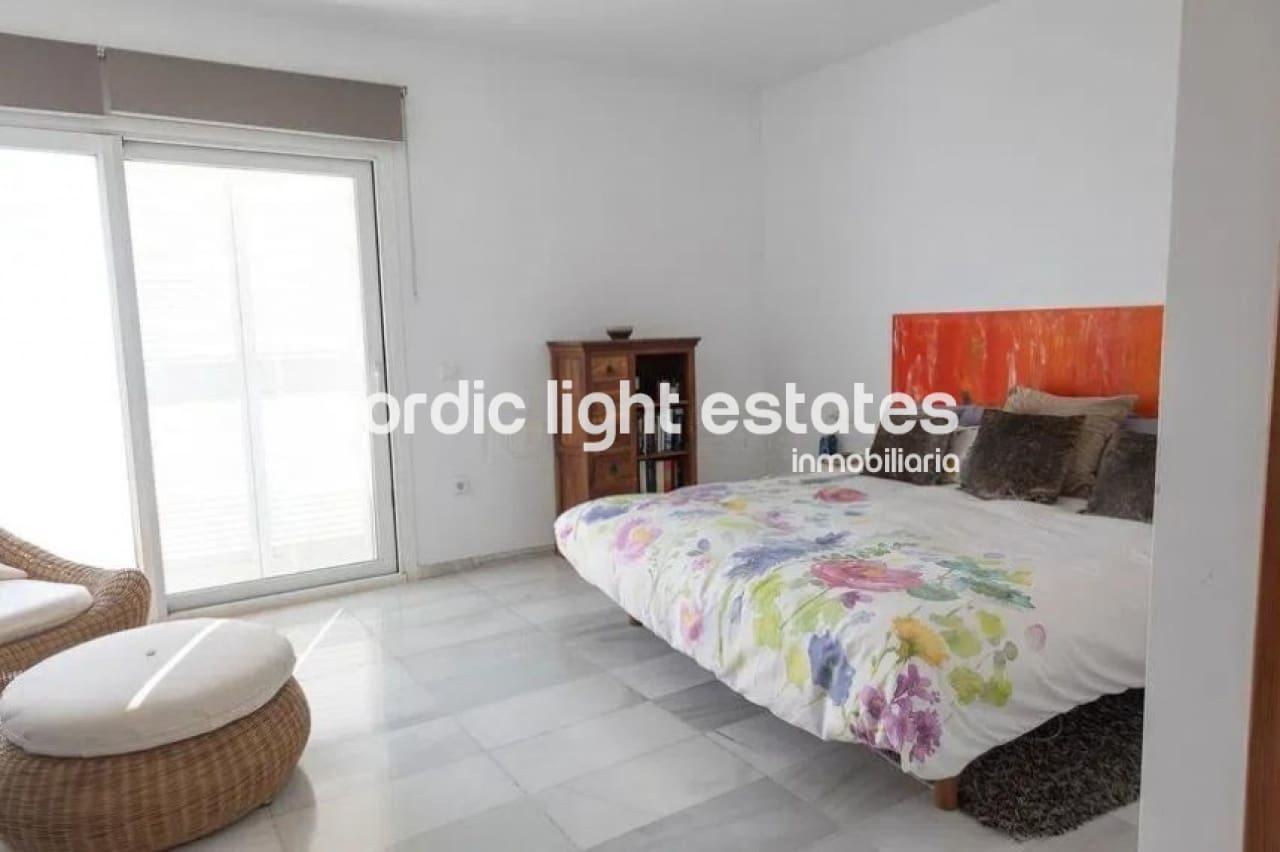 3 soveværelse Villa til salg i Rincon de la Victoria med swimmingpool garage - € 850.000 (Ref: 9203281)