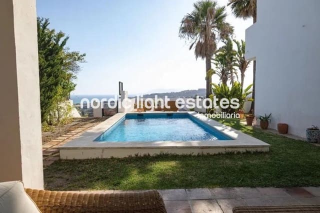 3 soveværelse Villa til salg i Rincón de la Victoria med swimmingpool garage - € 850.000 (Ref: 9203281)