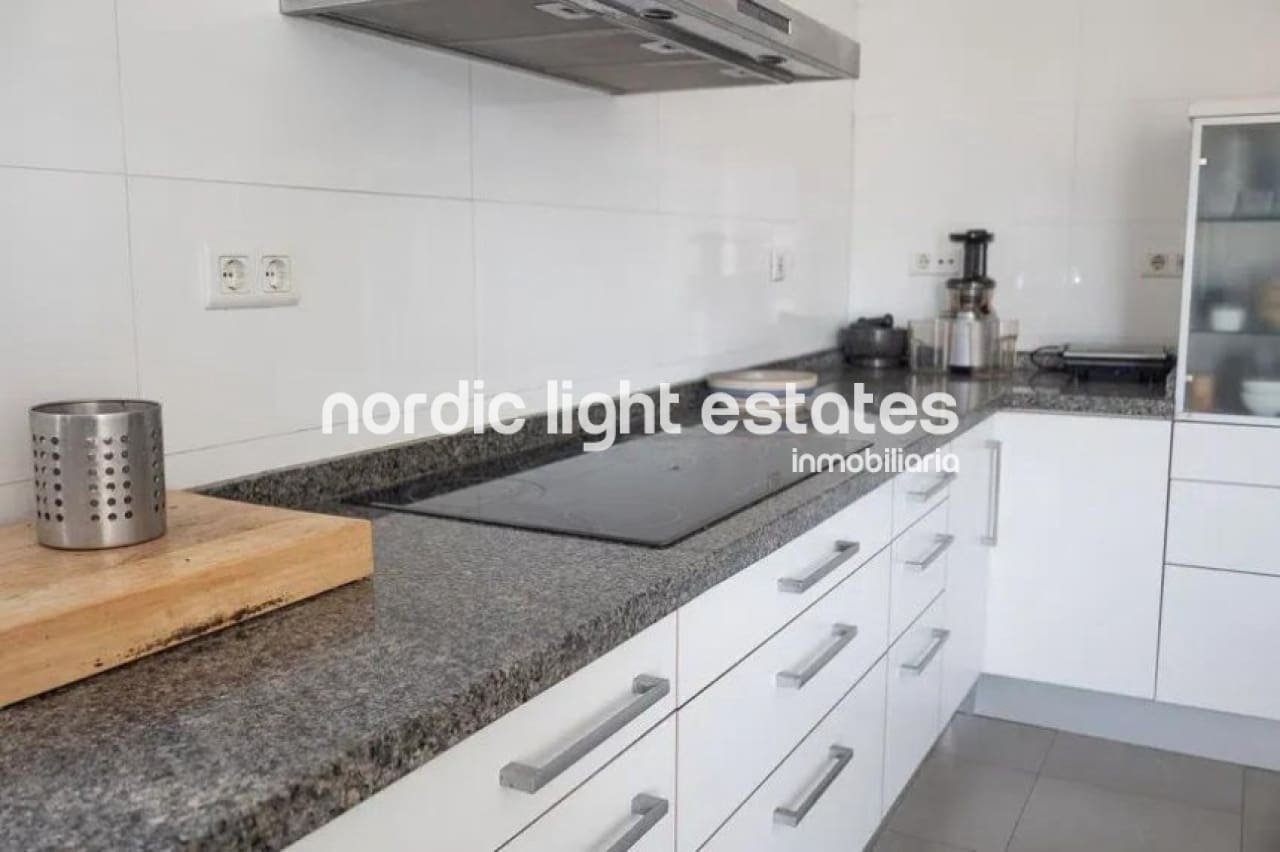 3 soveværelse Villa til salg i Rincon de la Victoria med swimmingpool garage - € 850.000 (Ref: 9203281)